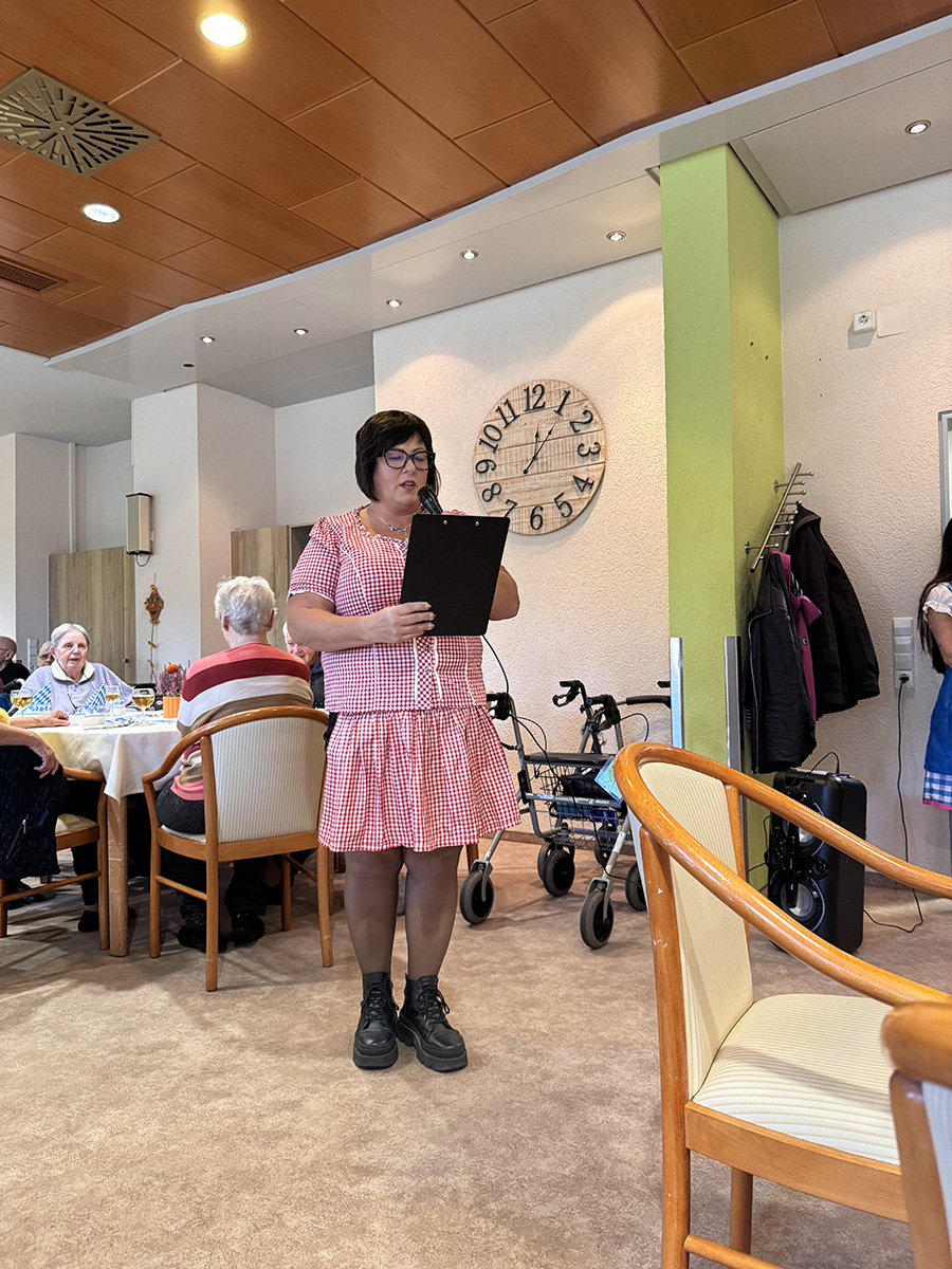 Oktoberfest im Seniorenzentrum Eisenberg 2025