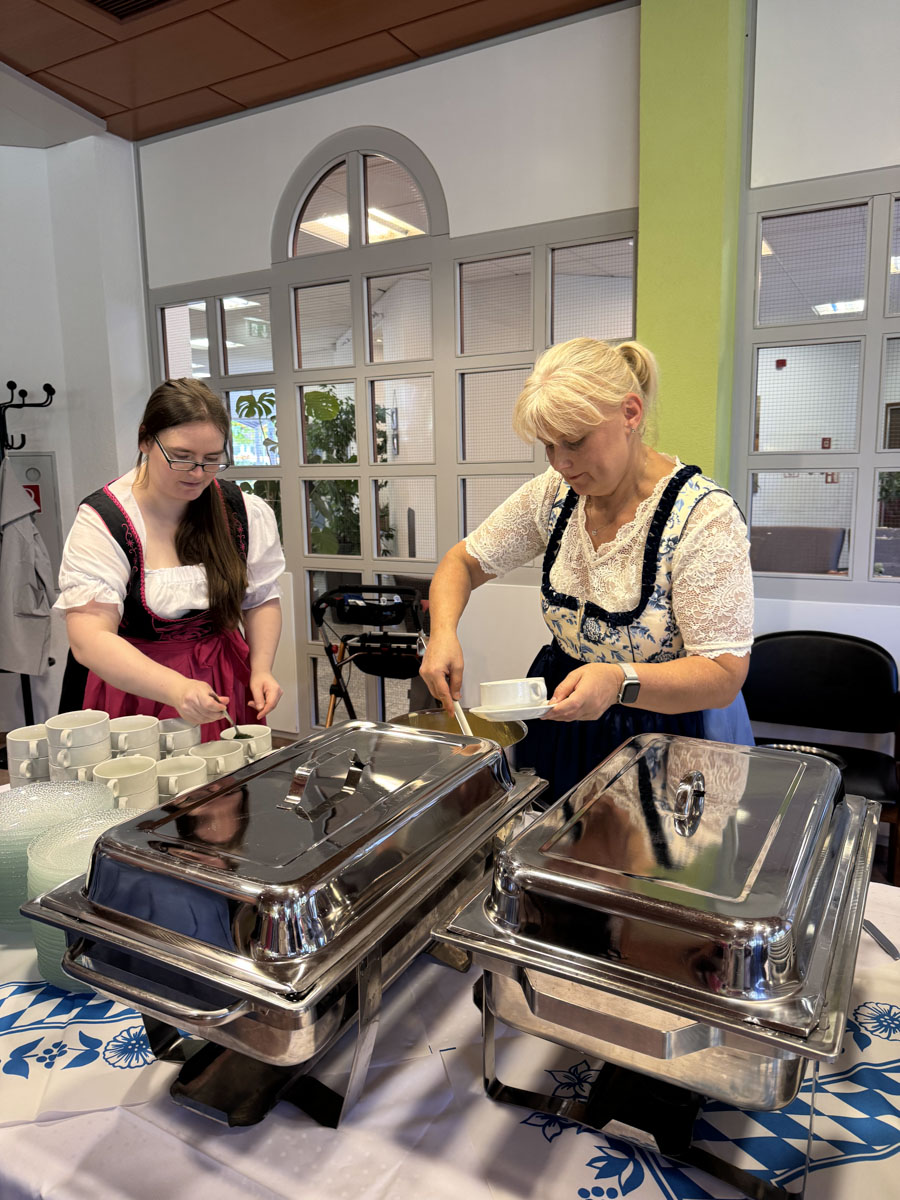 Oktoberfest im Seniorenzentrum Eisenberg 2025