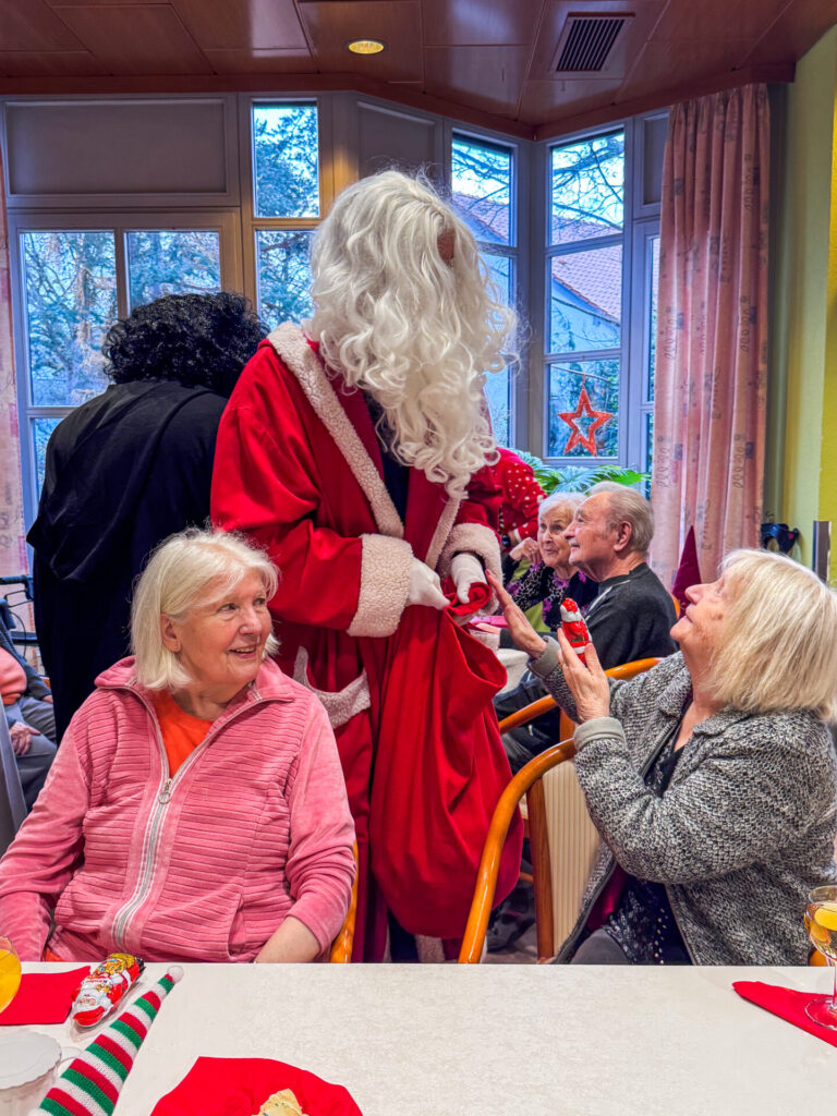 Nikolaus im Seniorenzentrum | DSK Eisenberg